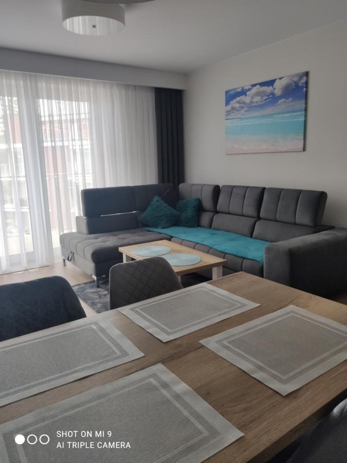 Apartament Szafir W Budynku Basenowym Morska Klifowa Rewal Exterior photo